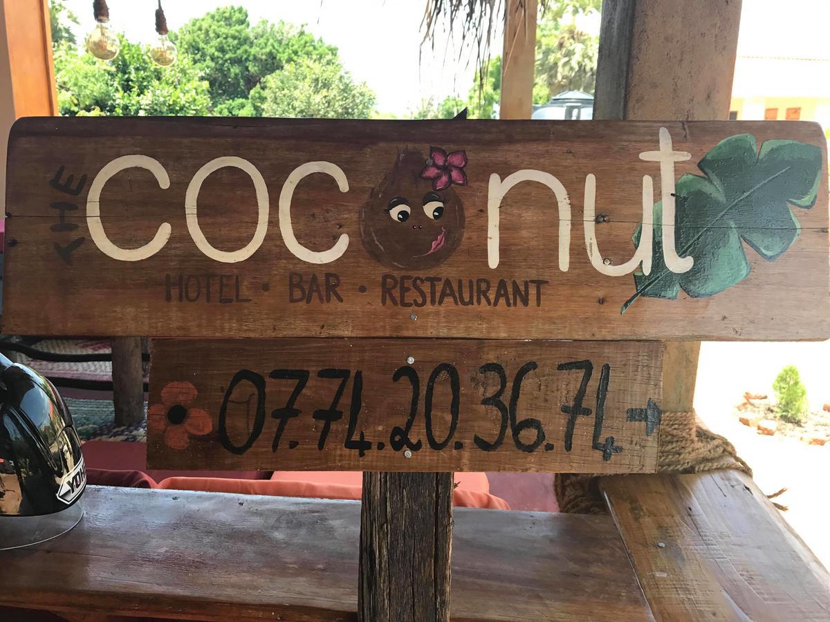Hotel The Coconut Pottuvil Exteriér fotografie